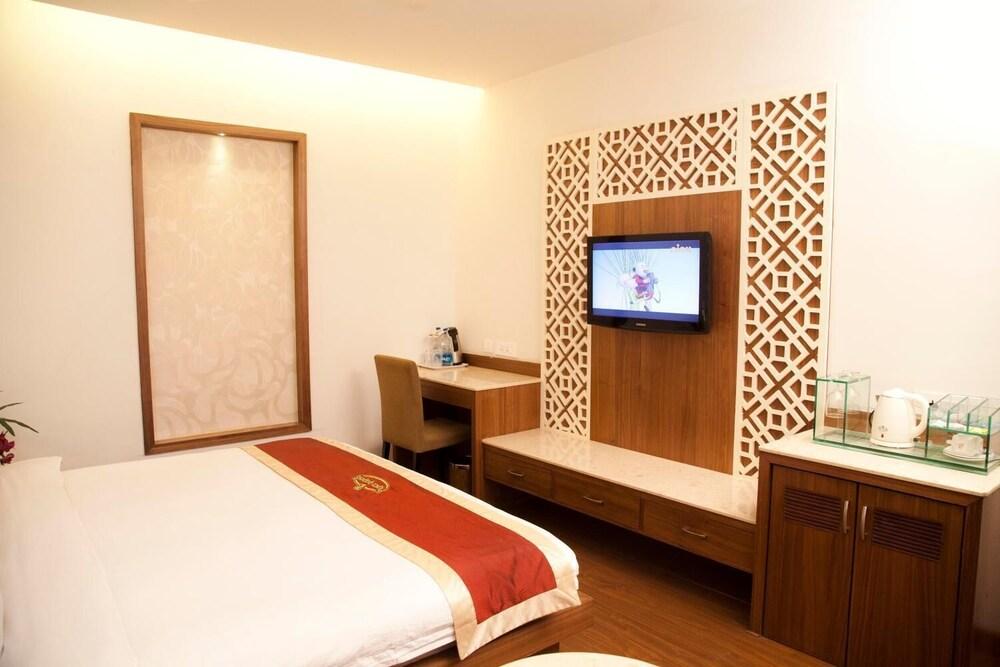 Hotel Prince Gardens Coimbatore Bagian luar foto