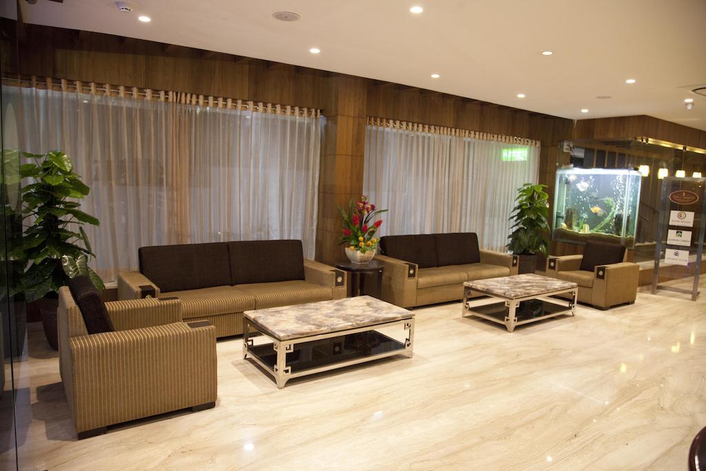 Hotel Prince Gardens Coimbatore Bagian luar foto