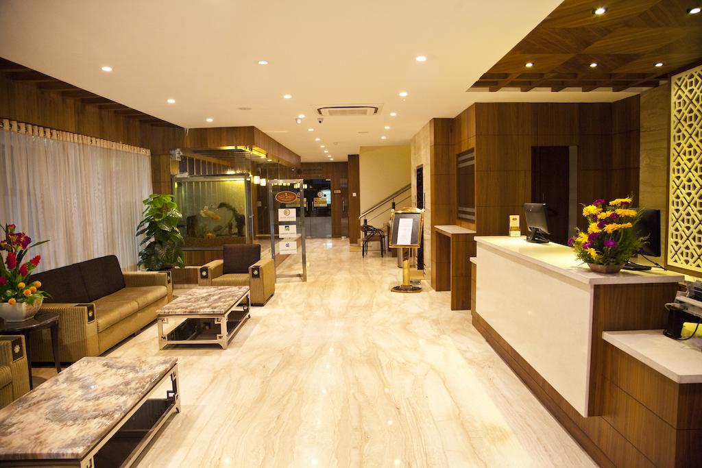 Hotel Prince Gardens Coimbatore Bagian luar foto