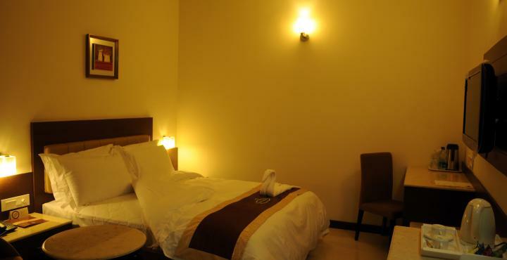 Hotel Prince Gardens Coimbatore Bagian luar foto