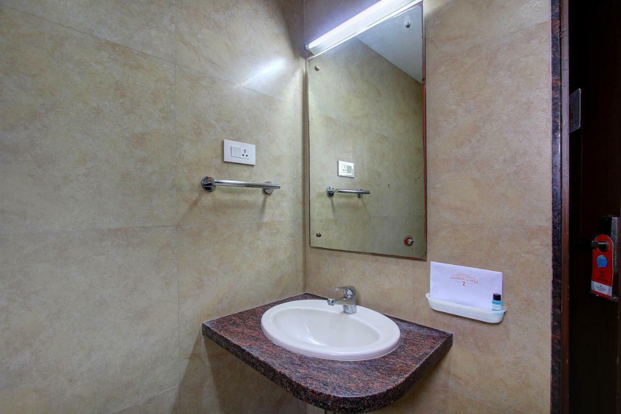 Hotel Prince Gardens Coimbatore Bagian luar foto